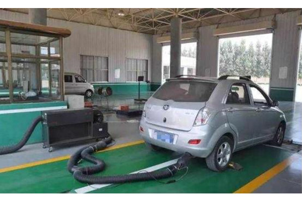 Anche prezintă legislația Chinei privind controlul emisiilor vehiculelor